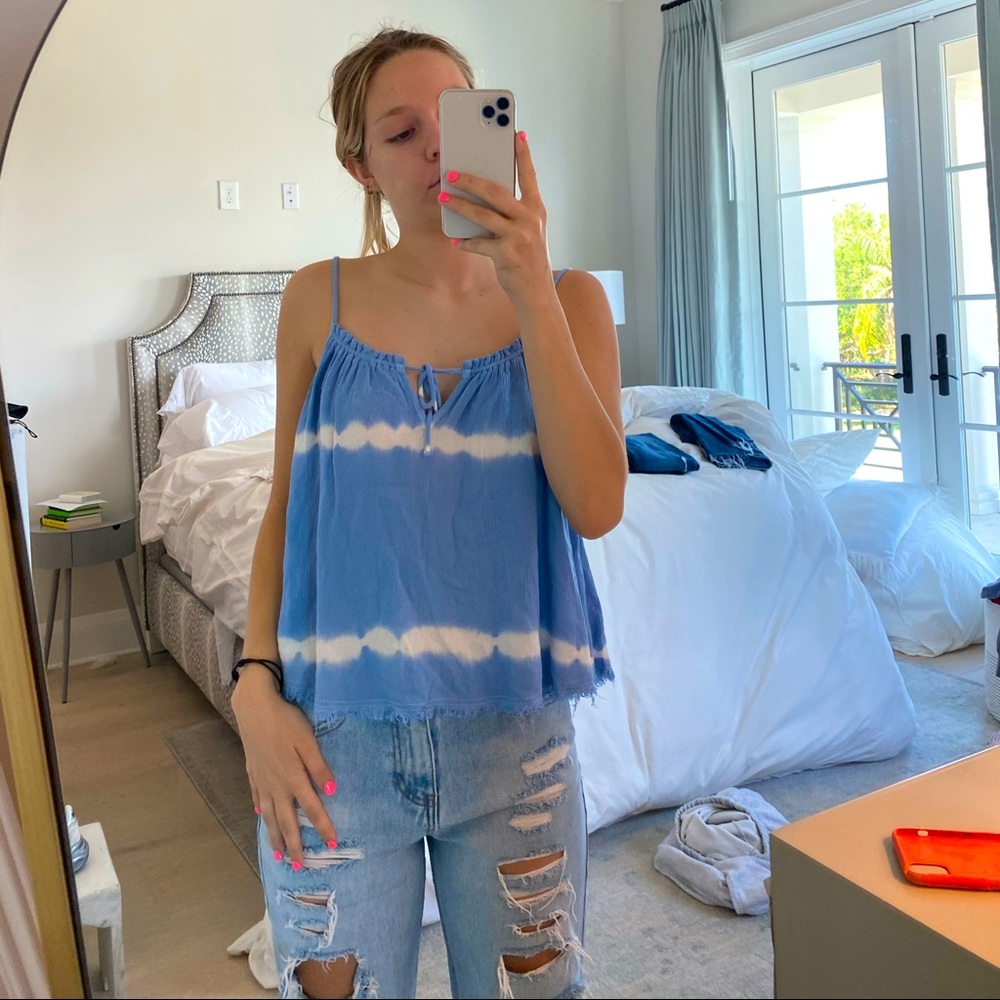 Blue&White Flowy Tank